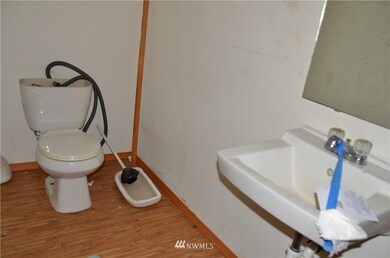 7904 Port Susan Place unit 15, Stanwood, WA 98292 - photo 2