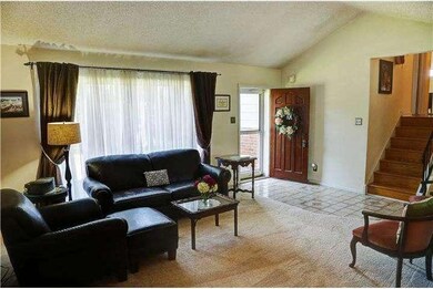 28 Cornell Cir, Broomall, PA 19008 - photo 2