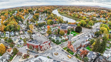 11 Capron St, Walden, NY 12586 - photo 6