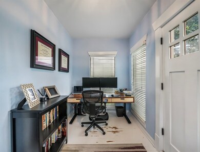 205 Munford St, Houston, TX 77008 - photo 7