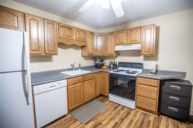 9 Swiftwater Dr unit 6, Allenstown, NH 03275 - photo 3