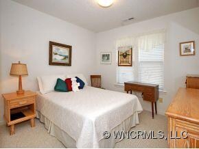 20 Gray Wolf Ln, Hendersonville, NC 28792 - photo 5