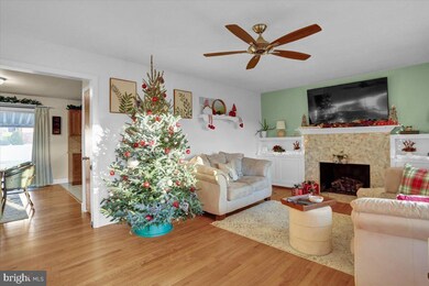 3437 Eisenbrown Rd, Reading, PA 19605 - photo 3