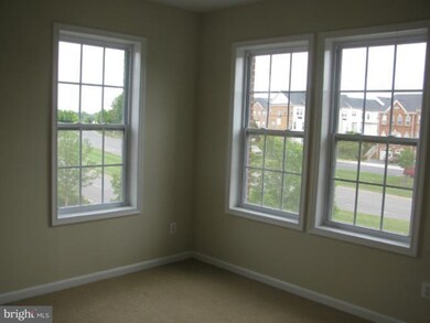 24678 Rosebay Terrace unit 81, Aldie, VA 20105 - photo 5