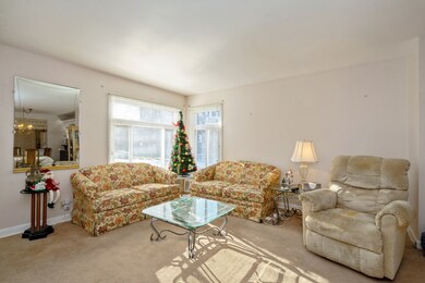 3024 W Rosemont Ave, Chicago, IL 60659 - photo 2