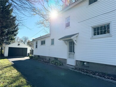 80 Walnut St, Auburn, NY 13021 - photo 4