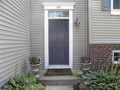 812 Walnut St, Emmaus, PA 18049 - photo 2