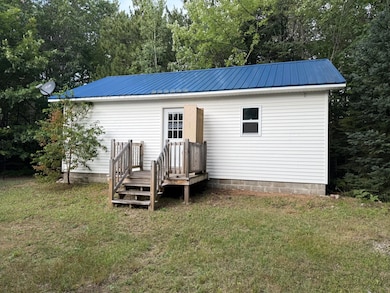 12416 W Lakeshore Dr unit 12416, Brimley, MI 49715 - photo 5