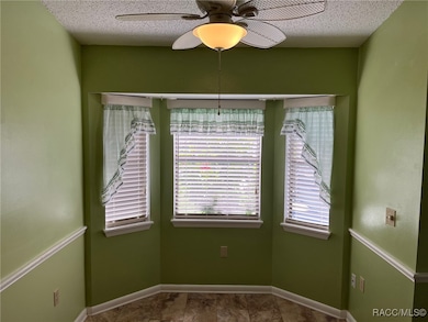 breakfast nook near front foyer