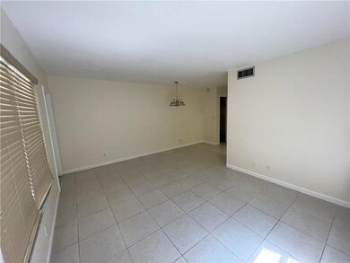 1012 SE 15th St unit 5, Fort Lauderdale, FL 33316 - photo 4