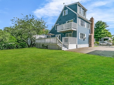 17 Elaine Ave, Saugus, MA 01906 - photo 3