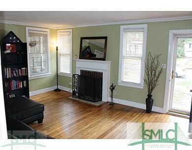 Living Room. Large Living Room