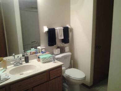 2059 bath 1