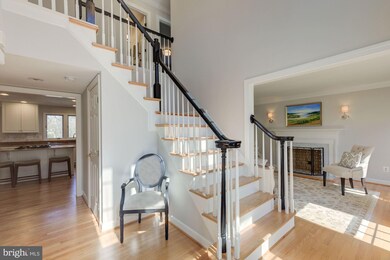 1526 Forest Ln, McLean, VA 22101 - photo 4