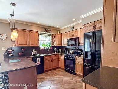 7 Cherry Bend Dr, Howell, NJ 07731 - photo 5