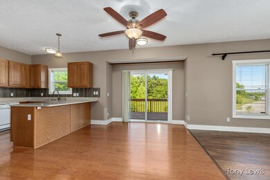 Dining area w/slider to large deck