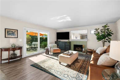 277 E 21st St, Costa Mesa, CA 92627 - photo 4