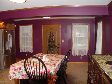 716 Sutton Creek Rd, Harding, PA 18643 - photo 5