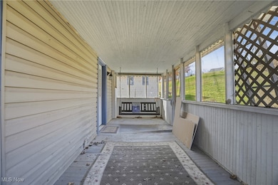 8045 Veto Rd, Belpre, OH 45714 - photo 6