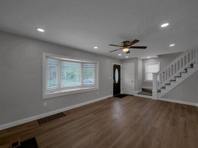 3017 Wicklow Rd, Columbus, OH 43204 - photo 4