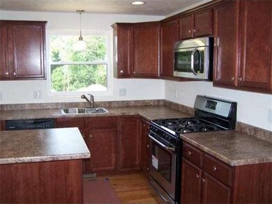 660 North St, Randolph, MA 02368 - photo 5