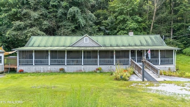 3244 Lost Branch Rd, Sevierville, TN 37862 - photo 2