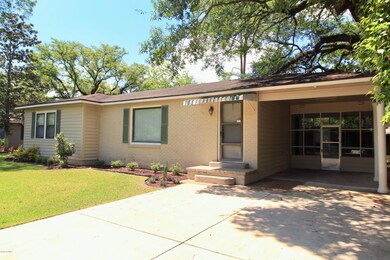 407 River Road right front
