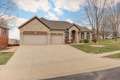 5917 S Nettleton Ave-3