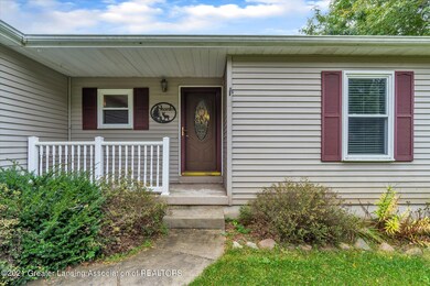 06-26112-Anderson-Rd-WindowStill-Real-Es