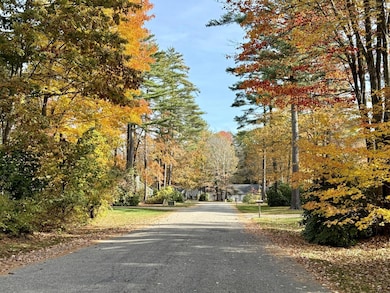 16 Oakwood Ln unit 16, Kennebunk, ME 04043 - photo 2