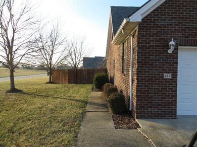 844 Isaac Shelby Cir E, Frankfort, KY 40601 - photo 5