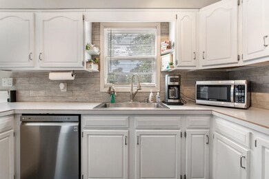 8285 E Chester, Byron Center-15