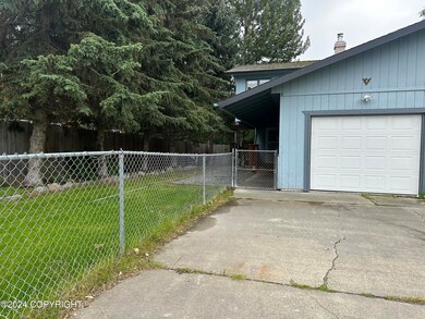 11750 Nix Ct unit A, Anchorage, AK 99515 - photo 2