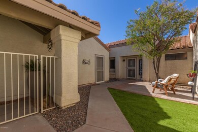 1073 E Mcnair Dr, Tempe, AZ 85283 - photo 2