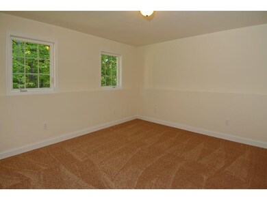 43 Regency Ct, Rochester, NH 03867 - photo 7