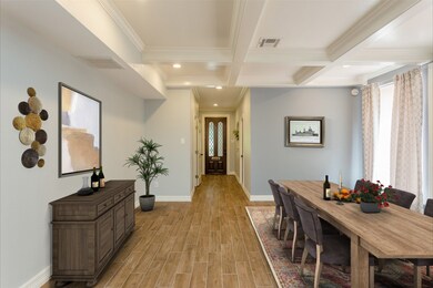 68 Legend Ln, Houston, TX 77024 - photo 5