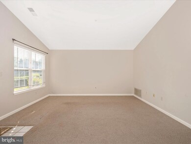 2028 Rudy Serra Dr unit C, Sykesville, MD 21784 - photo 4