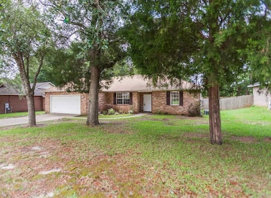 3424 Holt Cir, Pensacola, FL 32526 - photo 3