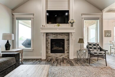 19605 Millstone Crossing Dr, Edmond, OK 73012 - photo 7