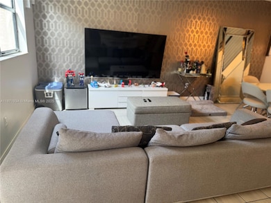 10574 NW 81st Terrace, Doral, FL 33178 - photo 6