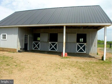 3955 Crums Church Rd, Berryville, VA 22611 - photo 4