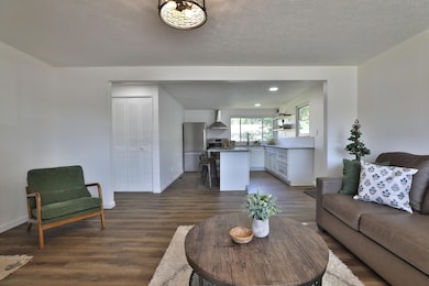 1390-E-DublinGranville-05