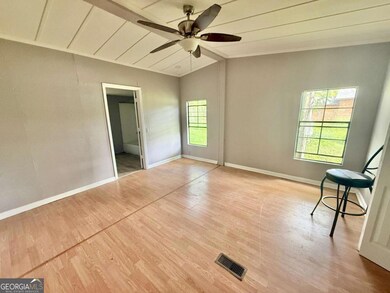 2910 S Park Ave, Tifton, GA 31794 - photo 4