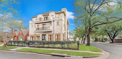  Location and Dominant corner lot attraction. This
