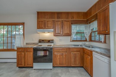 34 Shattuck St, Nashua, NH 03064 - photo 6