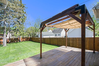 2119 Grant St. Backyard