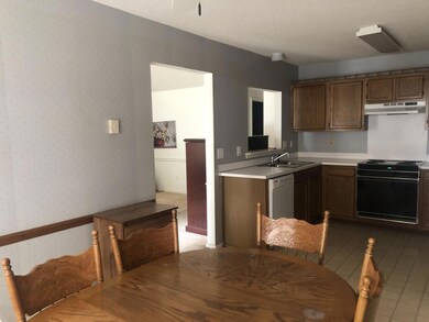 Opens w/pass through to Great Room