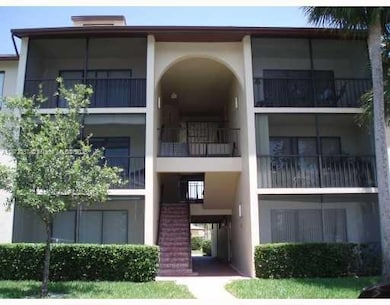 204 Foxtail Dr unit D1, Greenacres, FL 33415 - photo 2