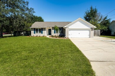 2740 Rambler Ct Navarre FL-large-002-38-