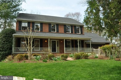 9220 Jones Mill Rd, Chevy Chase, MD 20815 - photo 2